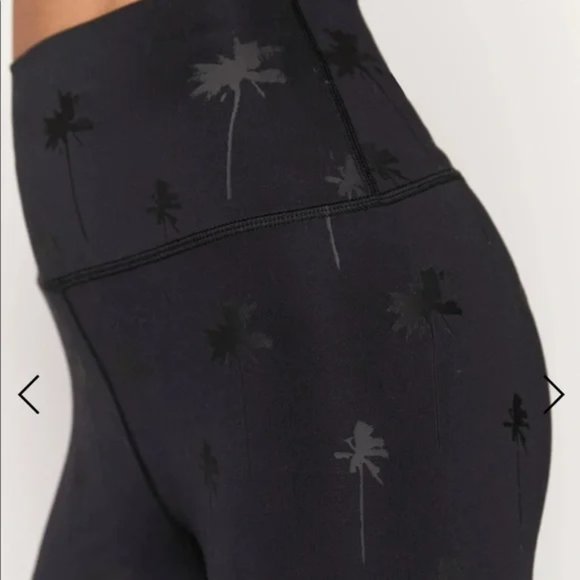 ❤️ Spiritual Gangster Intent Tonal Palm High Waist Leggings - Picture 5 of 6